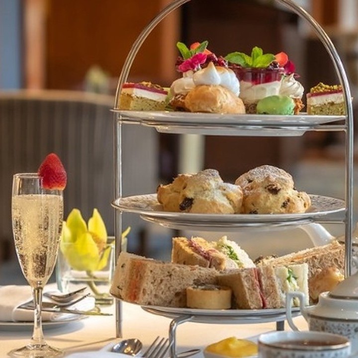 AFTERNOON TEA FOR TWO – THE KINGSLEY